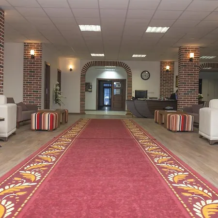 X Mountain Hotel
