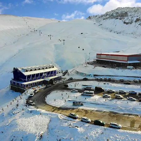 Hotel X Mountain
